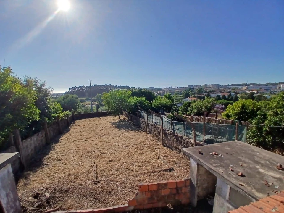 Terreno para Venda em Mafamude e Vilar do Paraíso Foto 3