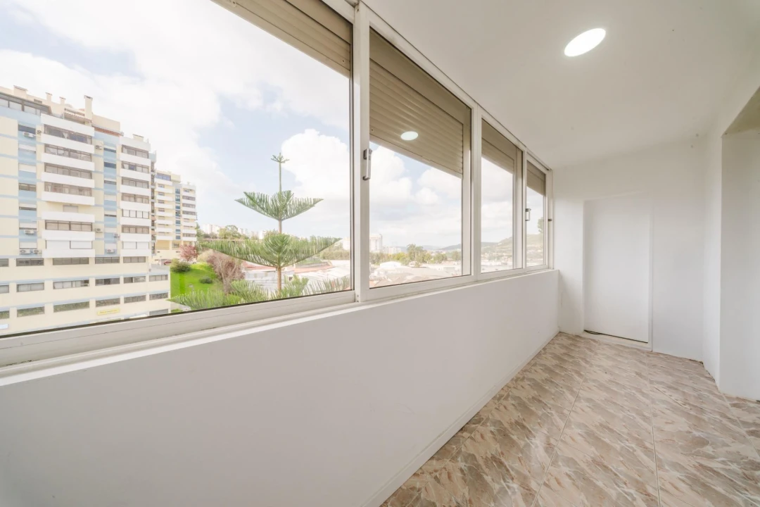 Apartamento T3 para Venda em Póvoa de Santo Adrião e Olival Basto Foto 5