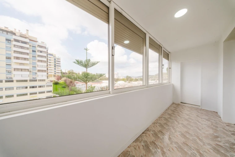 Apartamento T3 para Venda em Póvoa de Santo Adrião e Olival Basto Foto 5