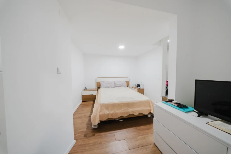 Apartamento T3 para Venda em Póvoa de Santo Adrião e Olival Basto Foto 9