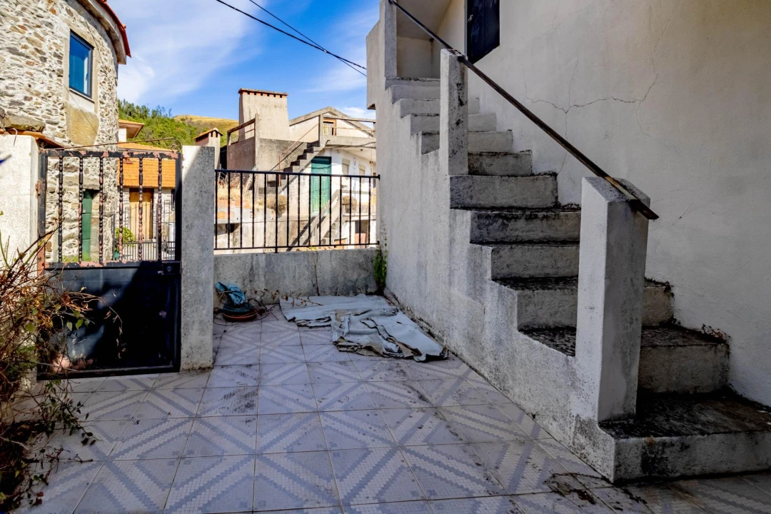 Moradia T5 para Venda em Sedielos Foto 4