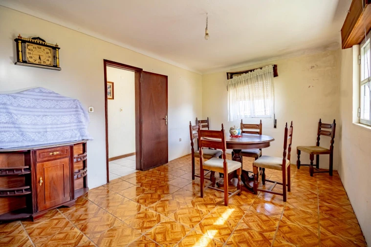 Moradia T5 para Venda em Sedielos Foto 11