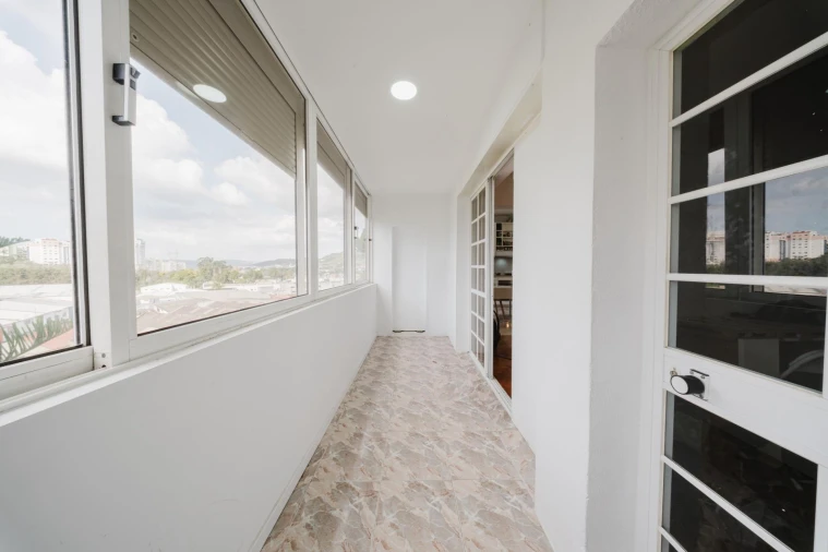 Apartamento T3 para Venda em Póvoa de Santo Adrião e Olival Basto Foto 4