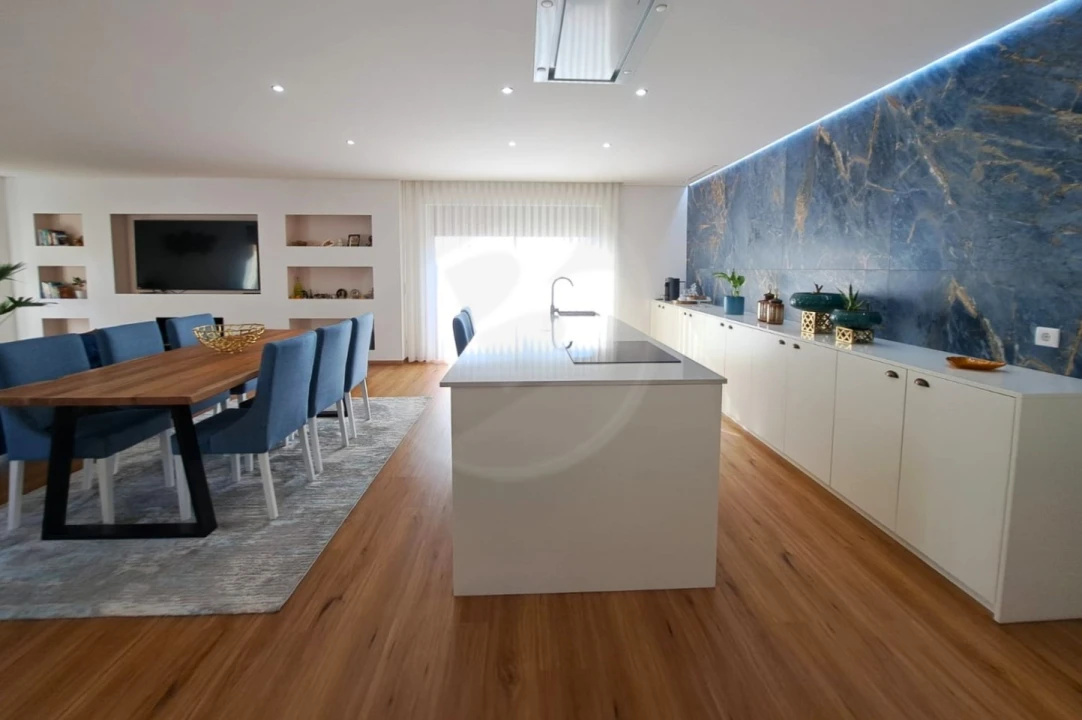 Moradia T4 para Venda em Aver-O-Mar, Amorim e Terroso Foto 8