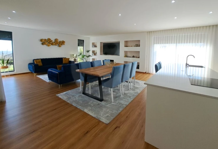 Moradia T4 para Venda em Aver-O-Mar, Amorim e Terroso Foto 4