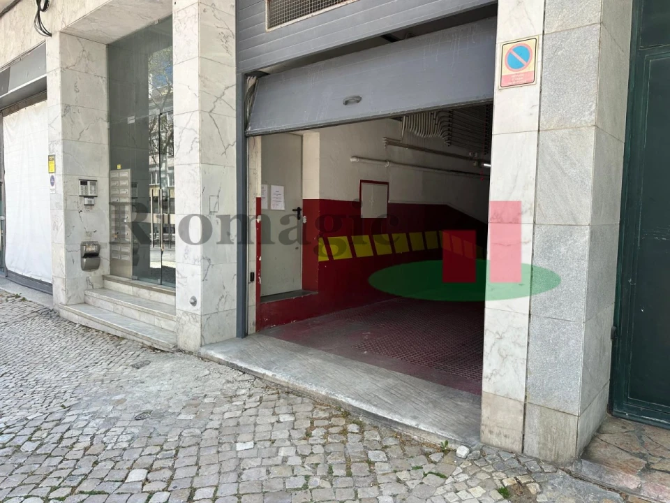 Negócio para Arrendamento em Benfica Foto 10