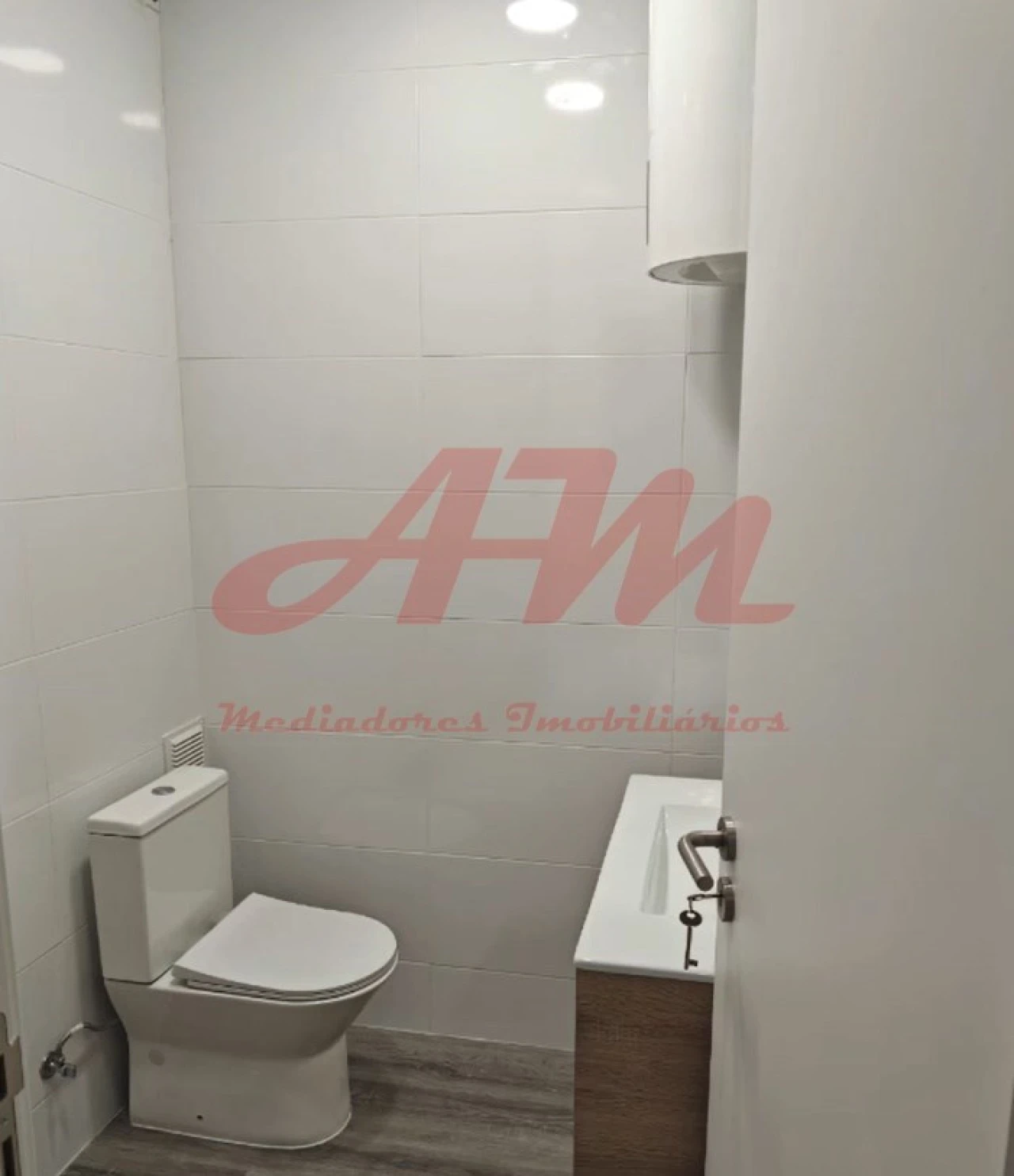 Apartamento T1 para Venda em Venteira Foto 5