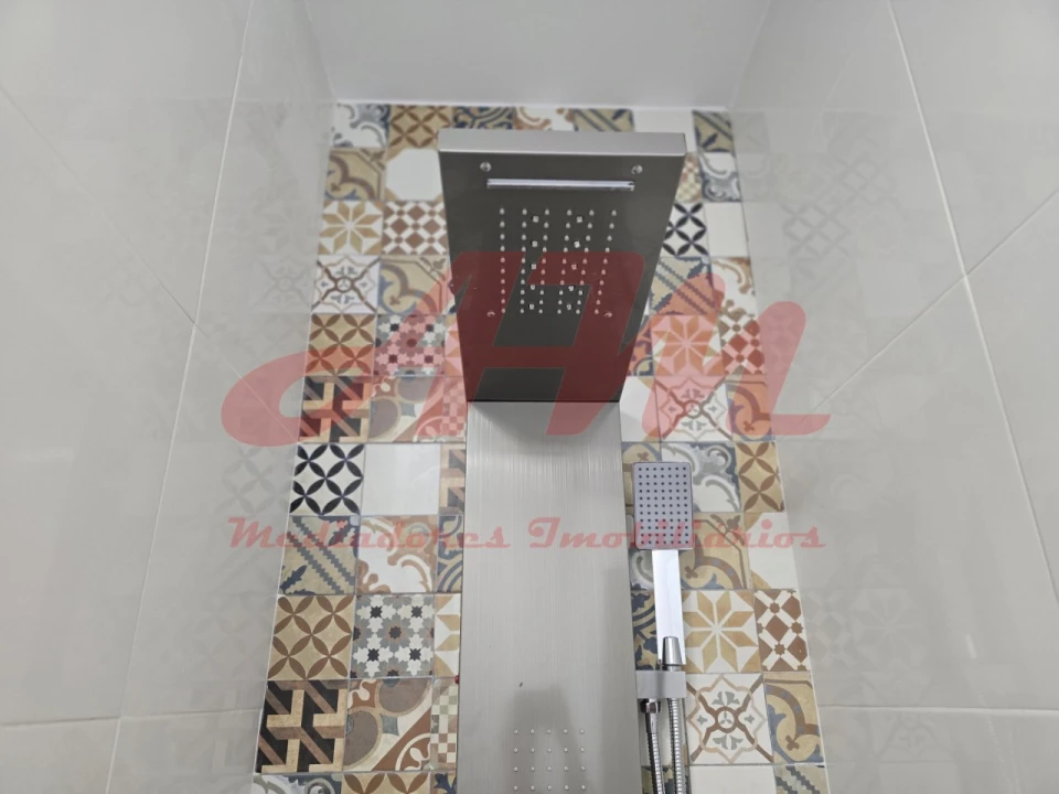 Apartamento T1 para Venda em Venteira Foto 16