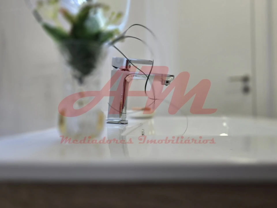 Apartamento T1 para Venda em Venteira Foto 15