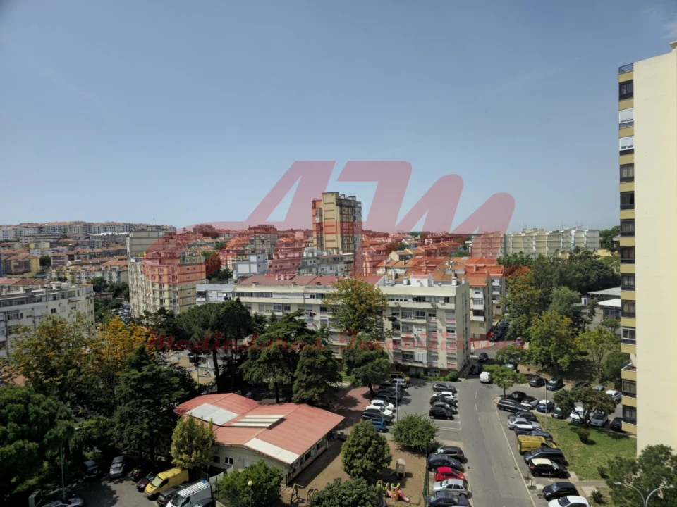 Apartamento T1 para Venda em Venteira Foto 2