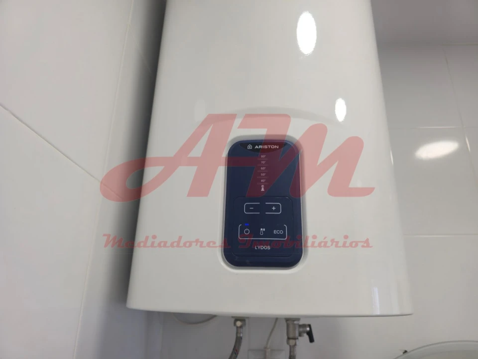 Apartamento T1 para Venda em Venteira Foto 22