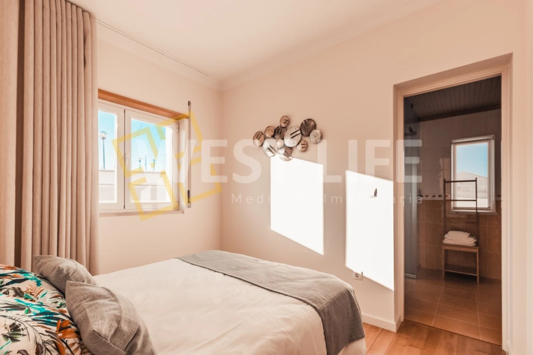 Moradia T7 para Venda em Silveira Foto 12