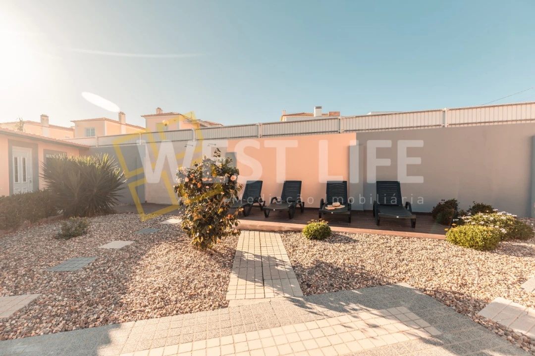 Moradia T7 para Venda em Silveira Foto 30