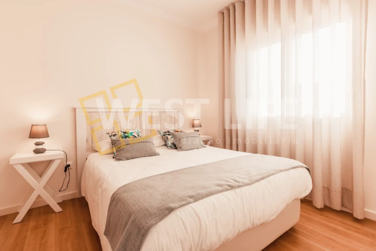 Moradia T7 para Venda em Silveira Foto 11