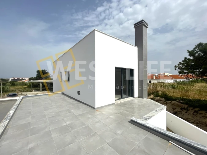 Moradia T4 para Venda em Silveira Foto 29