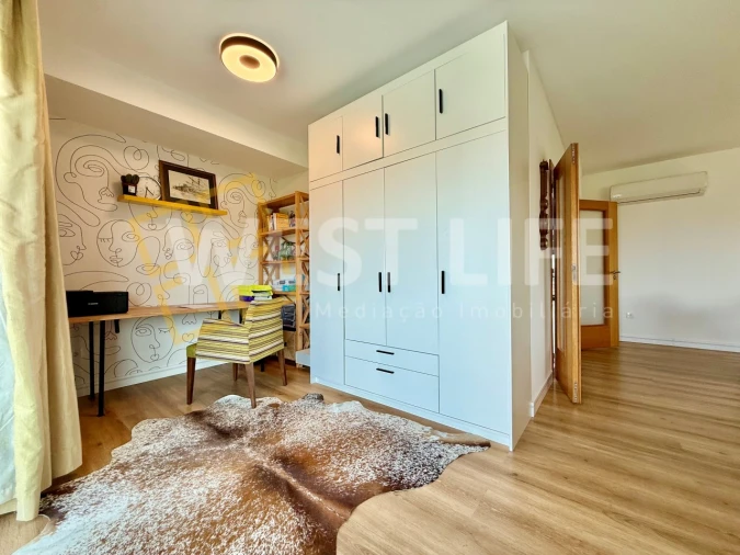 Apartamento T4 para Venda em Ericeira Foto 9