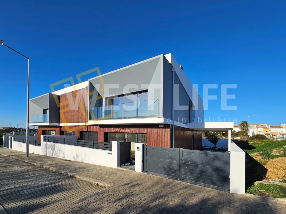 Moradia T4 para Venda em Mafra Foto 5