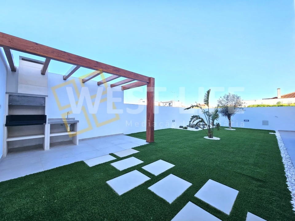 Moradia T4 para Venda em Mafra Foto 14