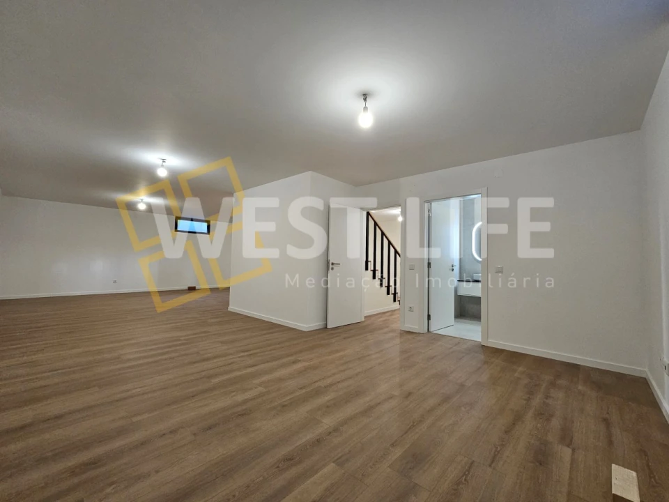 Moradia T4 para Venda em Mafra Foto 34