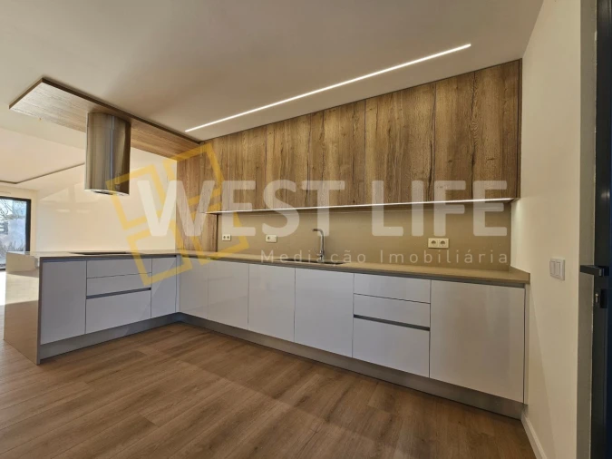 Moradia T4 para Venda em Mafra Foto 6