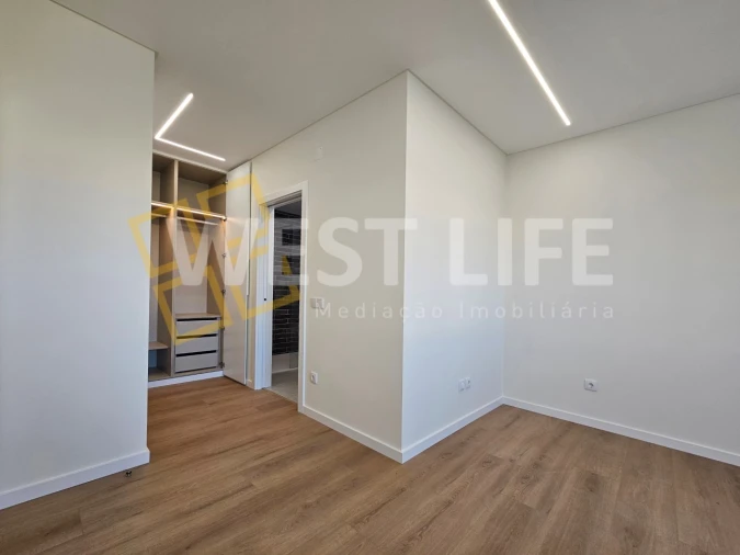 Moradia T4 para Venda em Mafra Foto 26