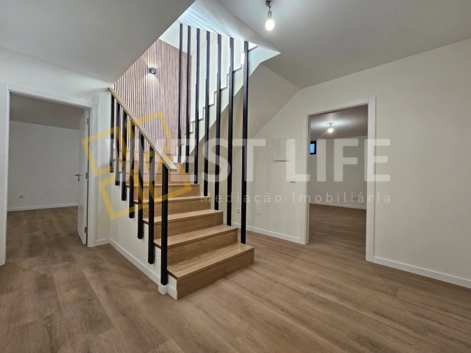 Moradia T4 para Venda em Mafra Foto 32