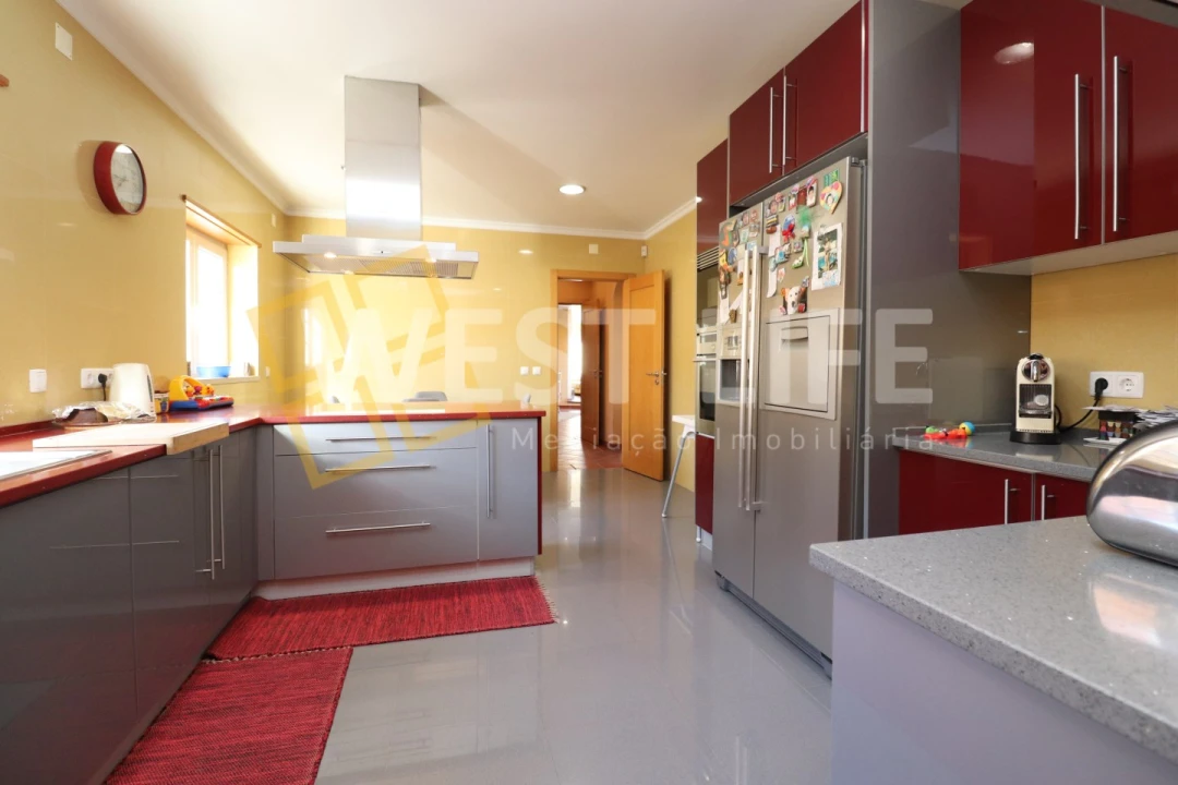 Moradia T3 para Venda em Colares Foto 8