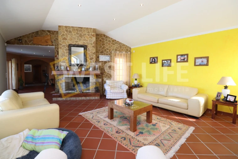 Moradia T3 para Venda em Colares Foto 4