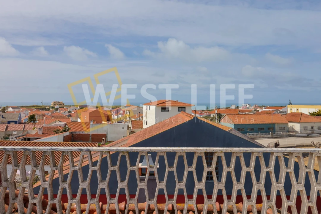 Moradia T5 para Venda em São Pedro da Cadeira Foto 32