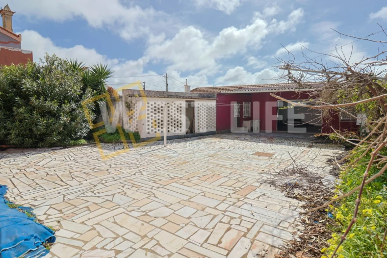 Moradia T5 para Venda em São Pedro da Cadeira Foto 4