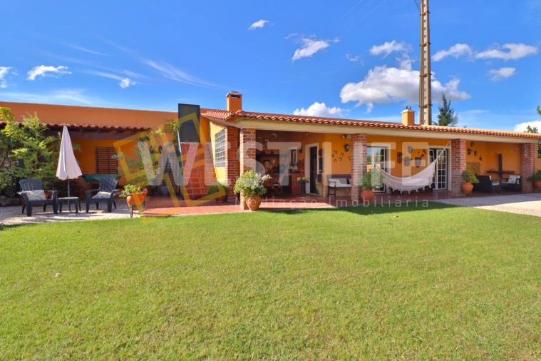 Moradia T5 para Venda em Turcifal Foto 32