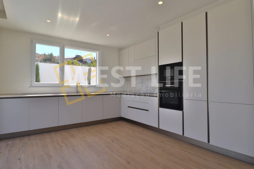 Moradia T3 para Venda em Lourinhã e Atalaia Foto 6