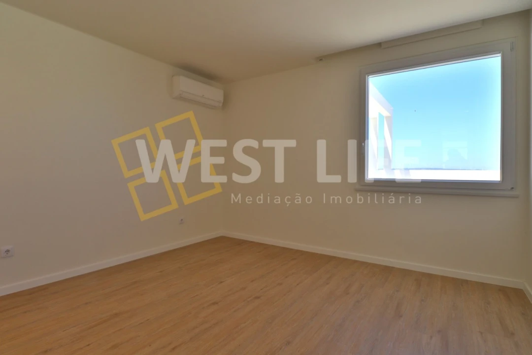 Moradia T3 para Venda em Lourinhã e Atalaia Foto 8