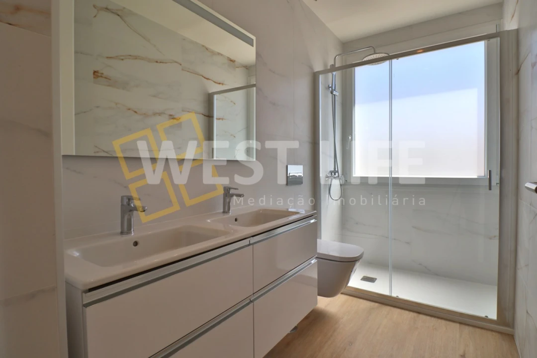 Moradia T3 para Venda em Lourinhã e Atalaia Foto 14