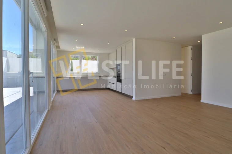 Moradia T3 para Venda em Lourinhã e Atalaia Foto 4