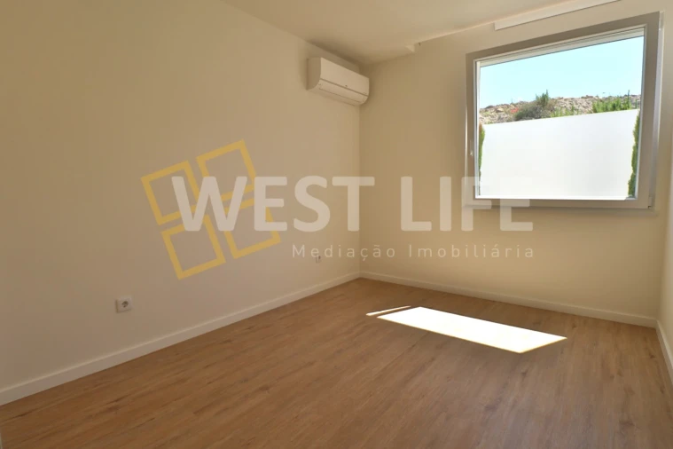 Moradia T3 para Venda em Lourinhã e Atalaia Foto 11