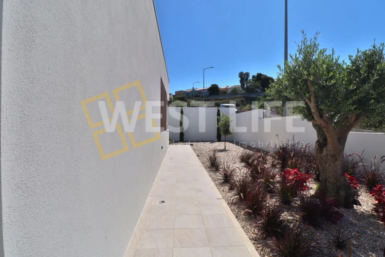 Moradia T3 para Venda em Lourinhã e Atalaia Foto 22