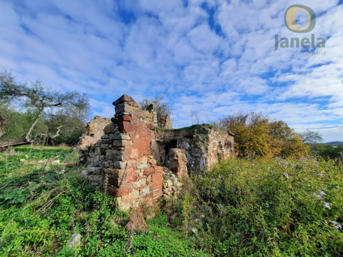Quinta T2 para Venda em Santa Catarina da Fonte do Bispo Foto 2