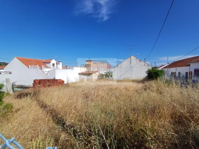 Terreno para Venda em Torrão Foto 1