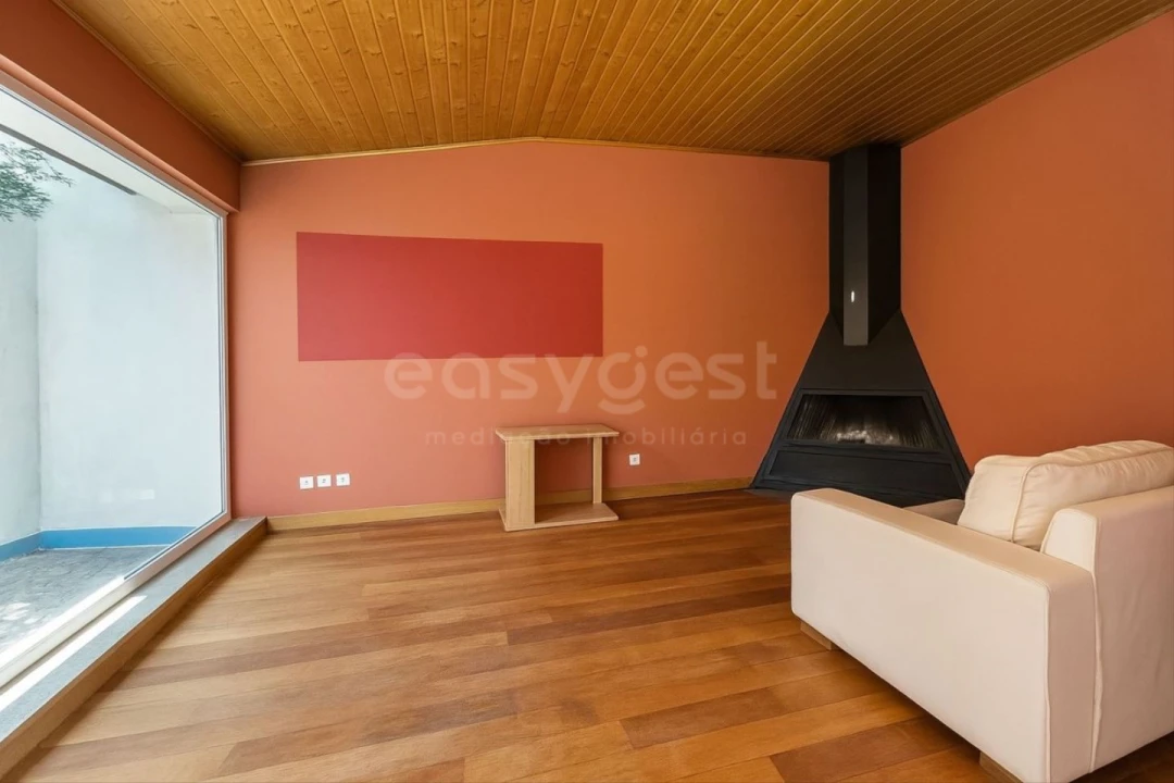 Moradia T3 para Venda em Torre de Moncorvo Foto 3