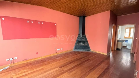 Moradia T3 para Venda em Torre de Moncorvo