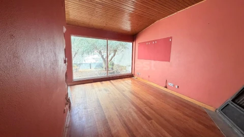 Moradia T3 para Venda em Torre de Moncorvo