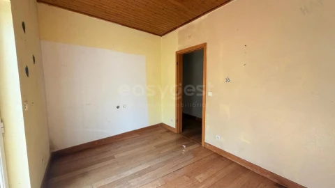 Moradia T3 para Venda em Torre de Moncorvo