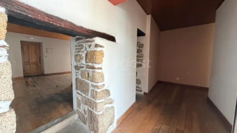 Moradia T3 para Venda em Torre de Moncorvo