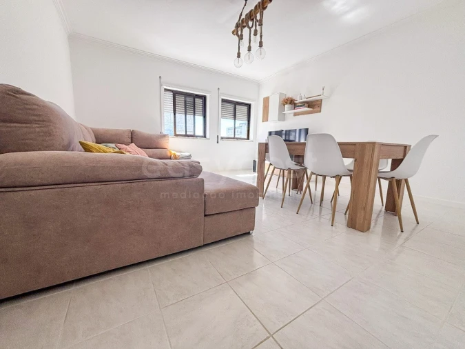 Apartamento T2 para Venda em Moita Foto 2