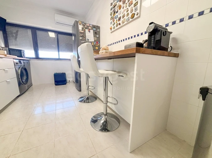 Apartamento T2 para Venda em Moita Foto 6