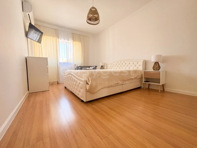 Apartamento T2 para Venda em Moita Foto 12