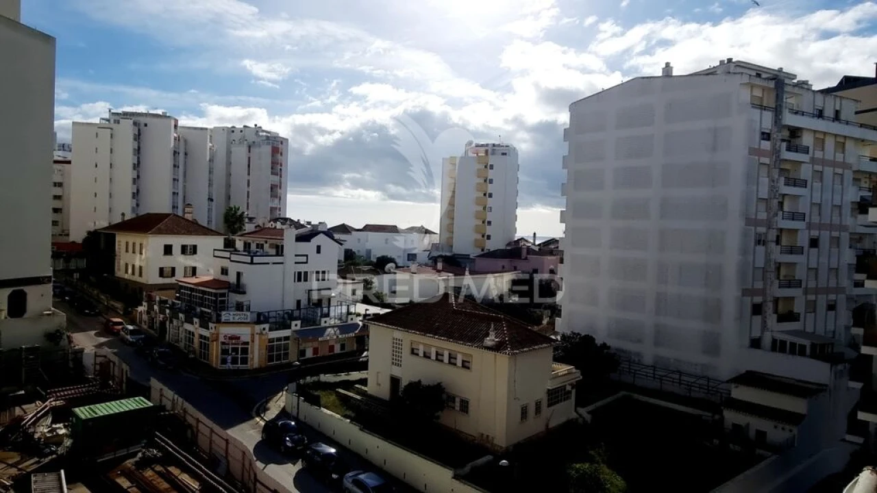 Apartamento T2 para Venda em Portimão Foto 11
