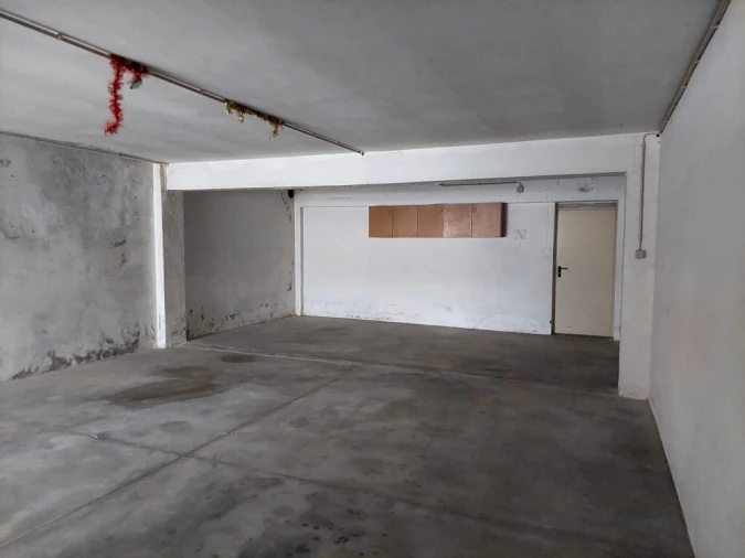 Garagem para Venda em Ferreiros, Prozelo e Besteiros Foto 3