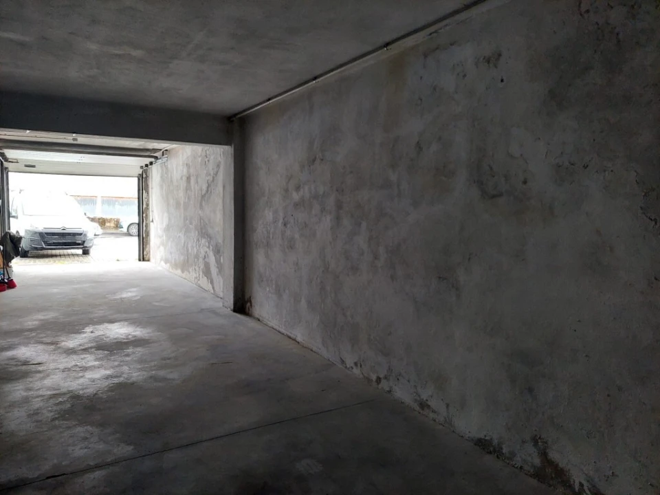 Garagem para Venda em Ferreiros, Prozelo e Besteiros Foto 5